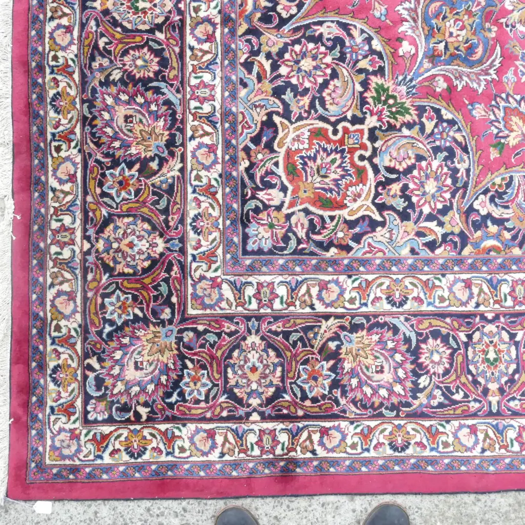 A large Iranian Kashan carpet of uncommonly almost square shape Image 1++
