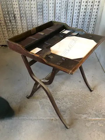 A late 19thc campaign folding desk Image 1++