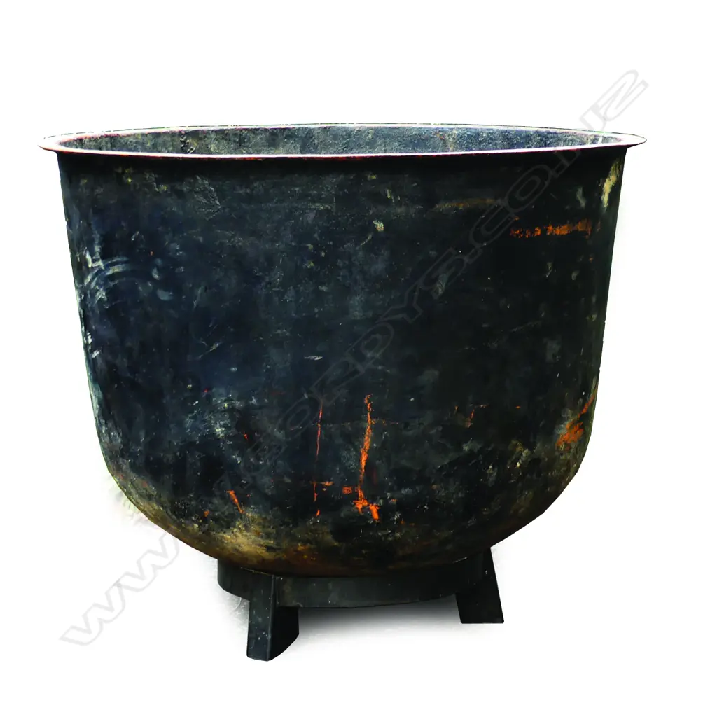 A large old cast iron whaling pot (try pot) Image 1++