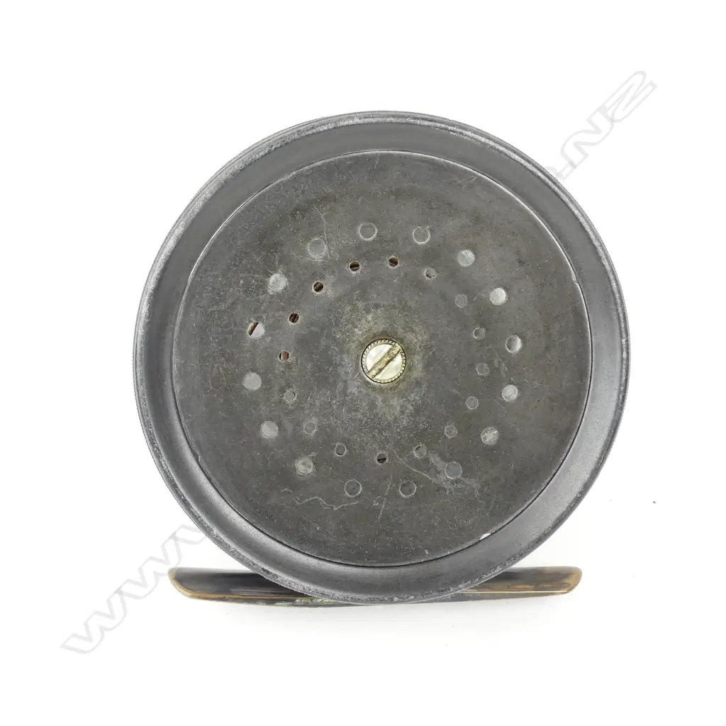 A rare Hardy's 4½” 'Perfect' wide drum brass-faced reel Image 1++