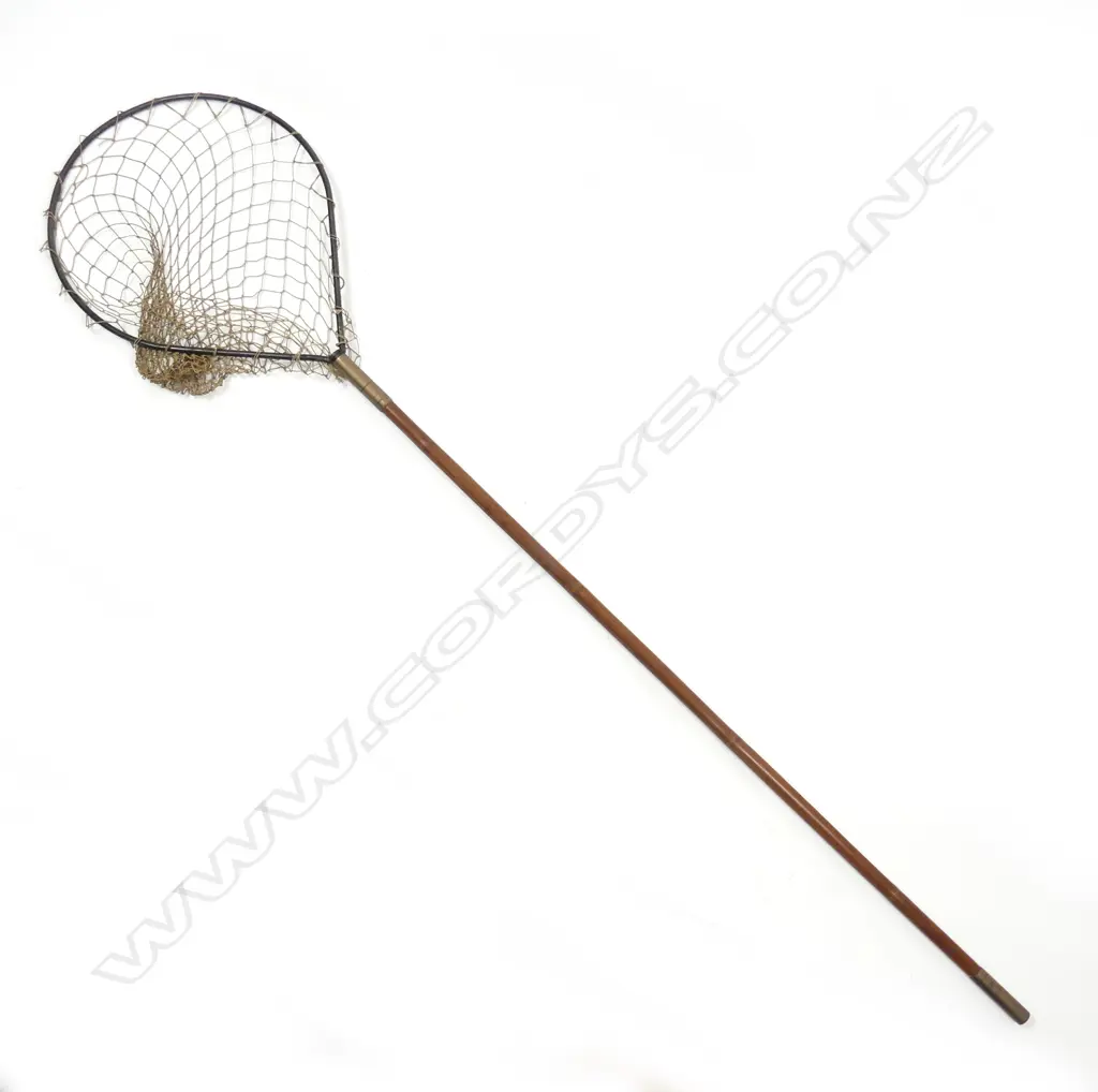 A vintage Hardy's landing net Image 1++