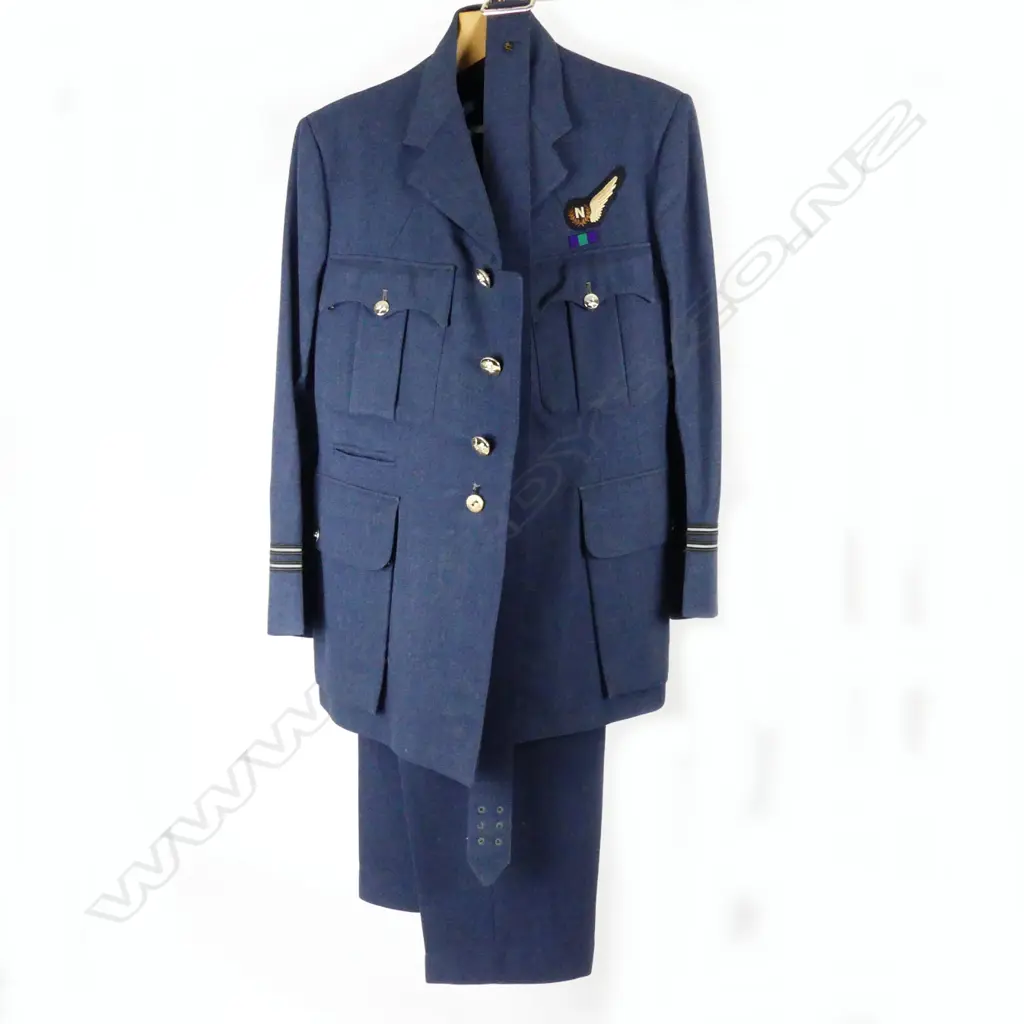 An R.A.F Flight Lieutenant Navigator uniform Image 1++