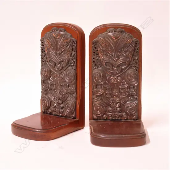 A pair of ‘Kingsley’ Maori bookends