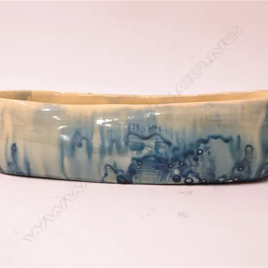 Briar Gardner long trough form vase