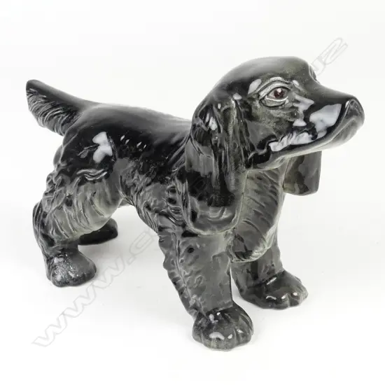 A Crown Lynn model of a spaniel