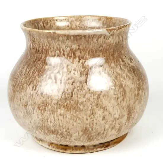 A large Crown lynn/Ambrico vase