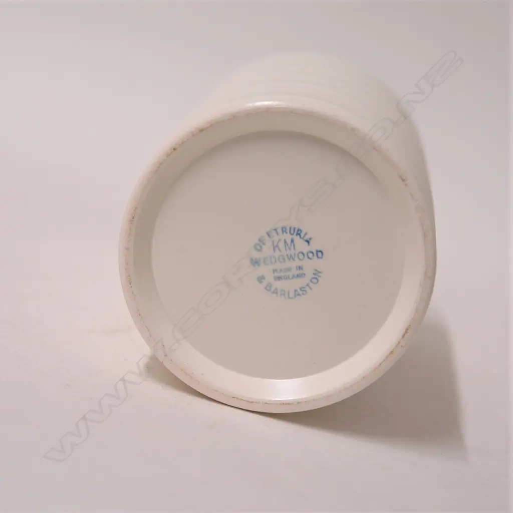 Keith Murray for Wedgwood cylinder form vase Image 1++