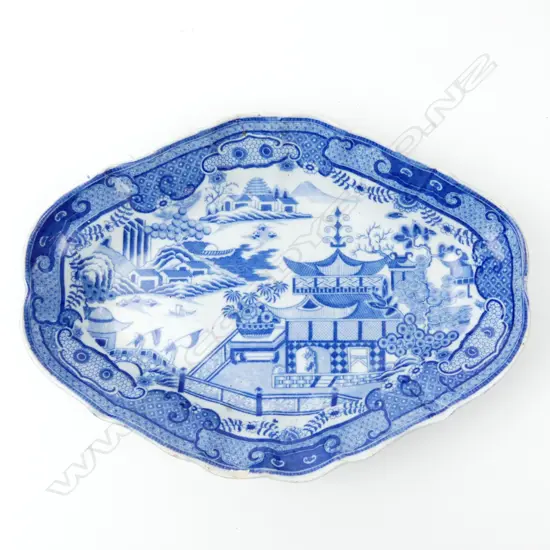 An early 1800s Davenport blue and white dish