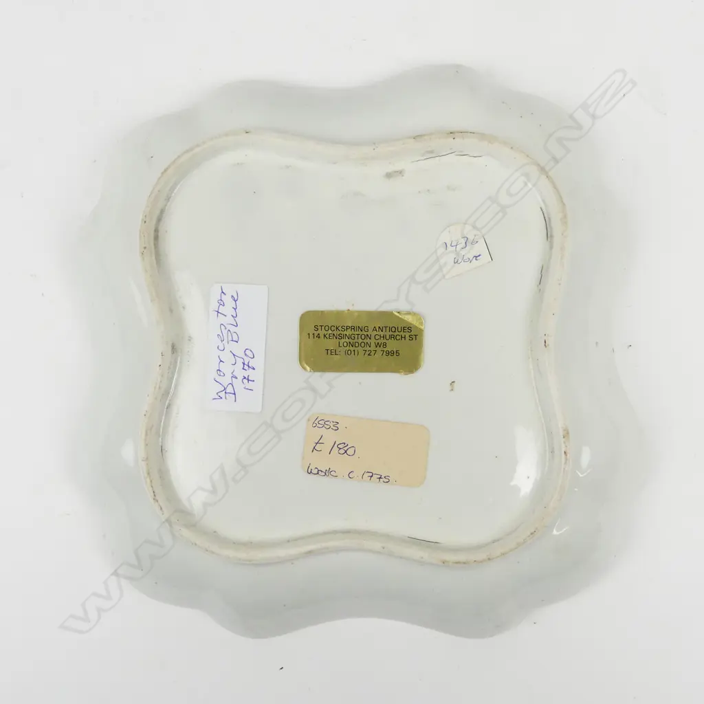 A First Period Worcester dry blue dish Image 1++