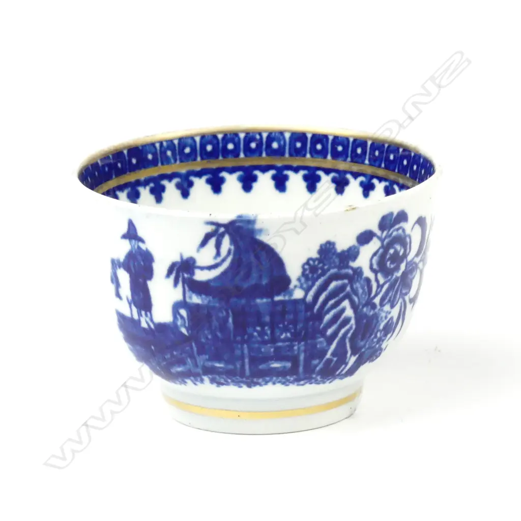 An 18thC Thomas Turner blue and white cup Image 1++
