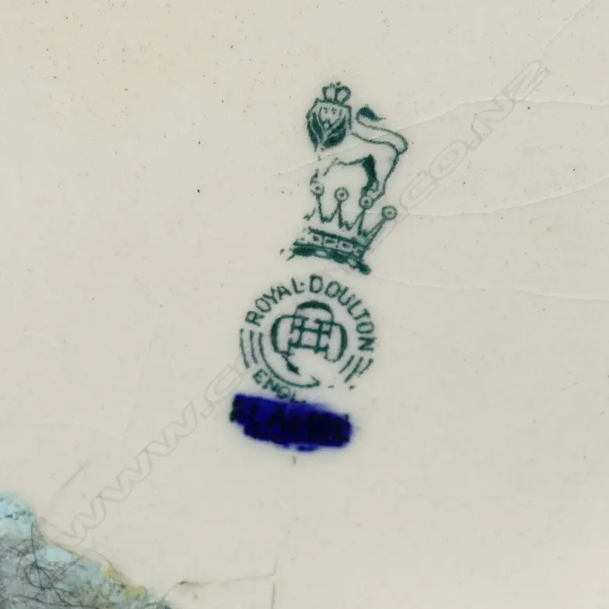 An impressive Royal Doulton 'Blue Children' vase Image 1++