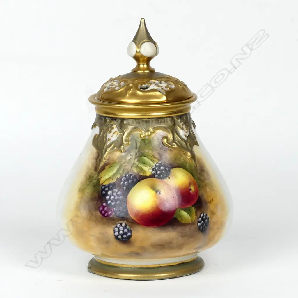 A Royal Worcester Hadley lidded potpourri jar Image 1++