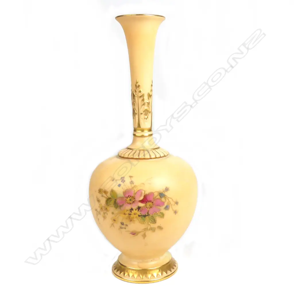 A Royal Worcester bottle vase Image 1++