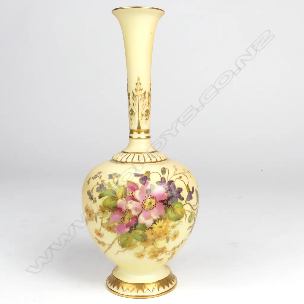 A Royal Worcester bottle vase Image 1++
