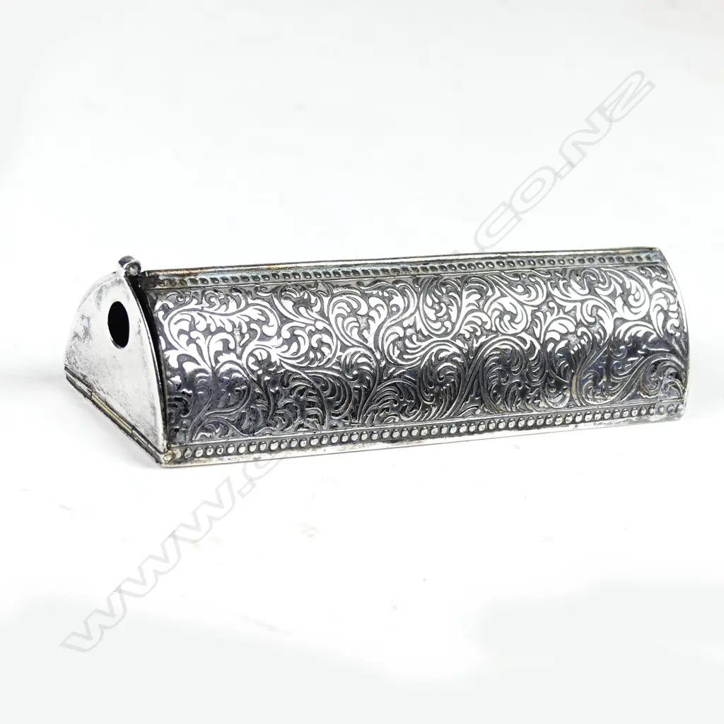 A Chinese silver cricket keeper Image 1++