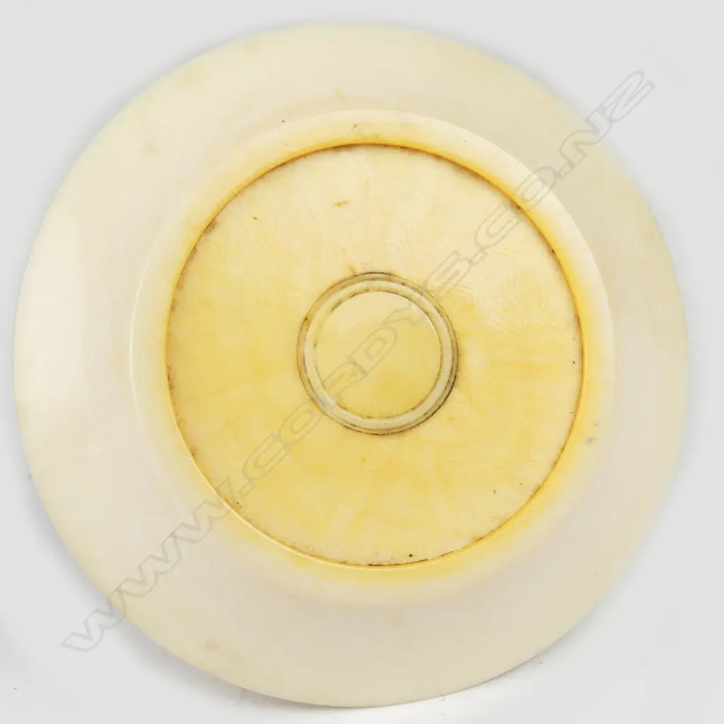 An old Chinese ivory wax vesta stand Image 1++