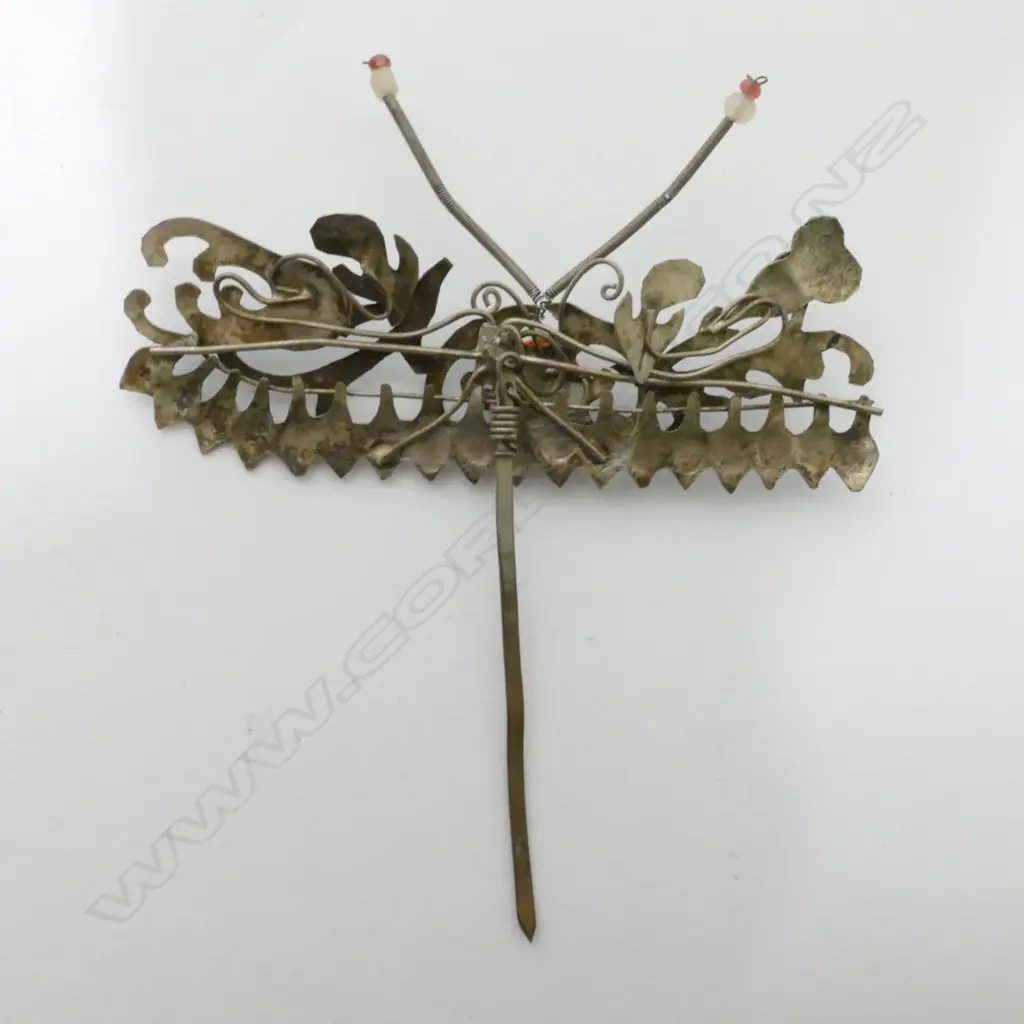Four 19thC Chinese Kingfisher feather jewelled and gilt jewellery items Image 1++