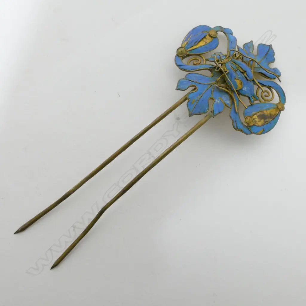 Four 19thC Chinese Kingfisher feather jewelled and gilt jewellery items Image 1++