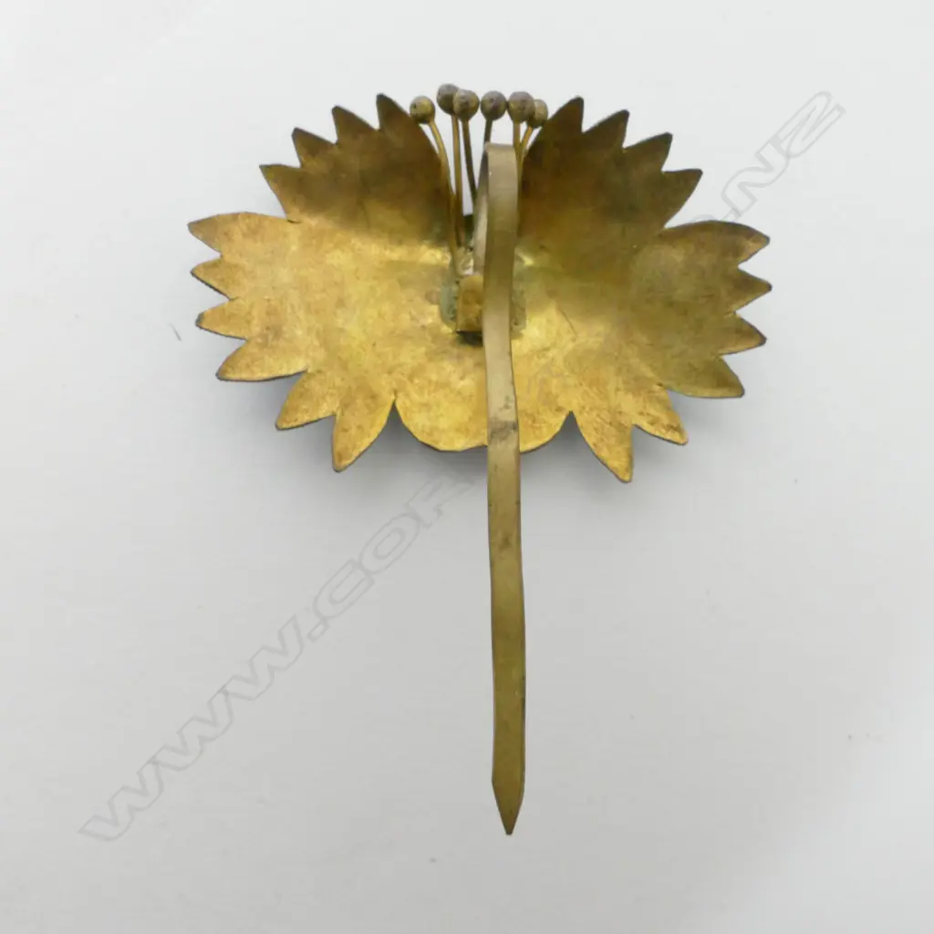 Four 19thC Chinese Kingfisher feather jewelled and gilt jewellery items Image 1++