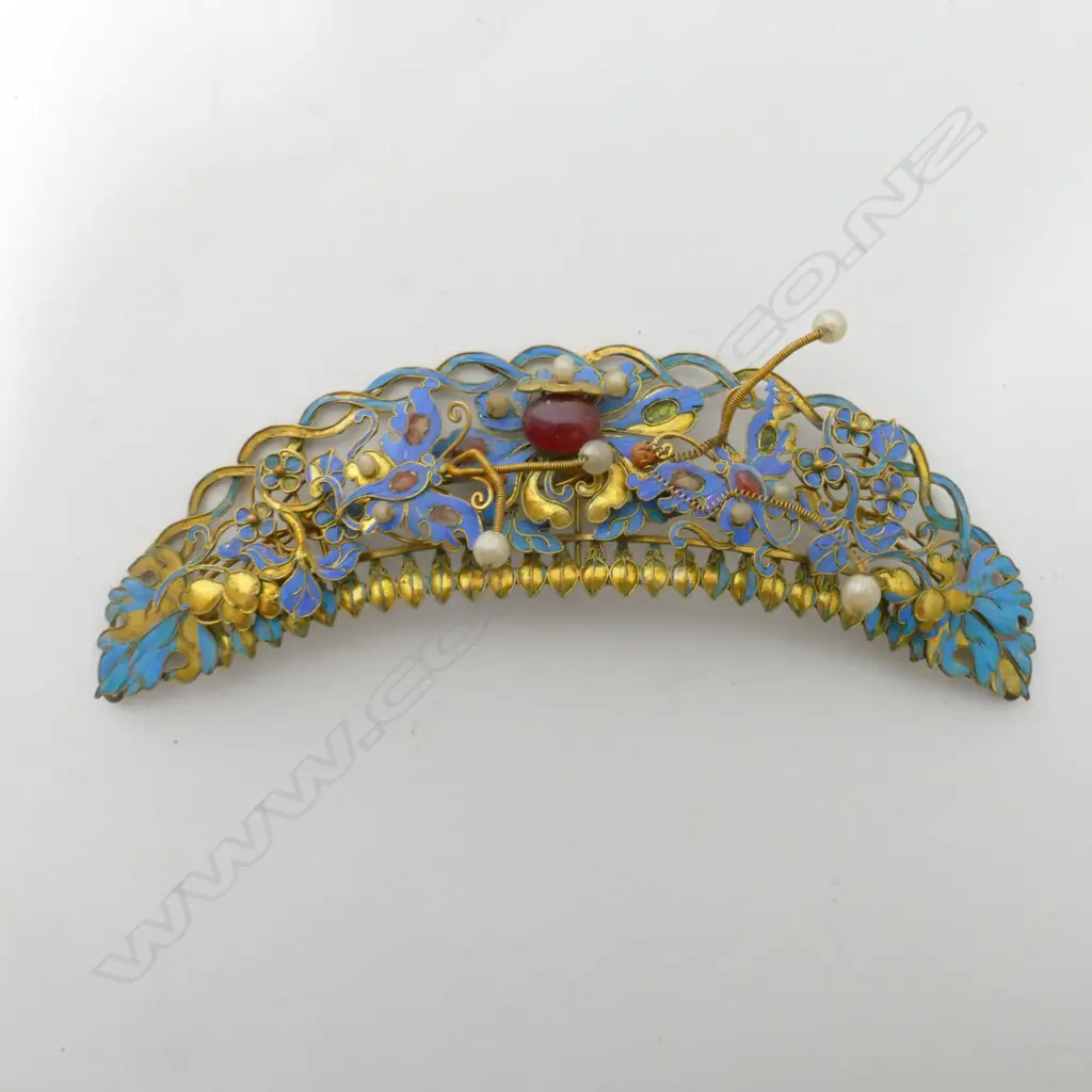 Four 19thC Chinese Kingfisher feather jewelled and gilt jewellery items Image 1++