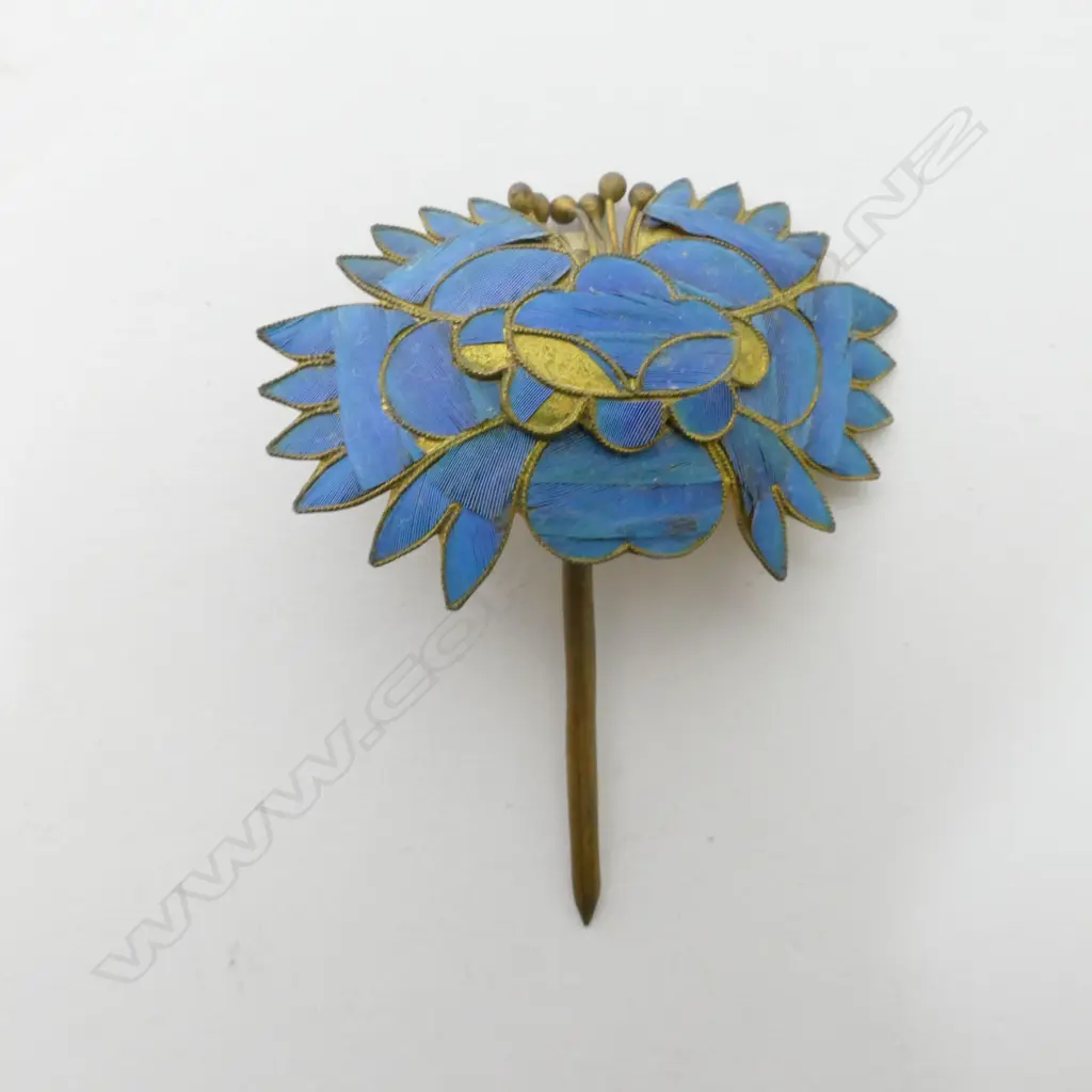 Four 19thC Chinese Kingfisher feather jewelled and gilt jewellery items Image 1++
