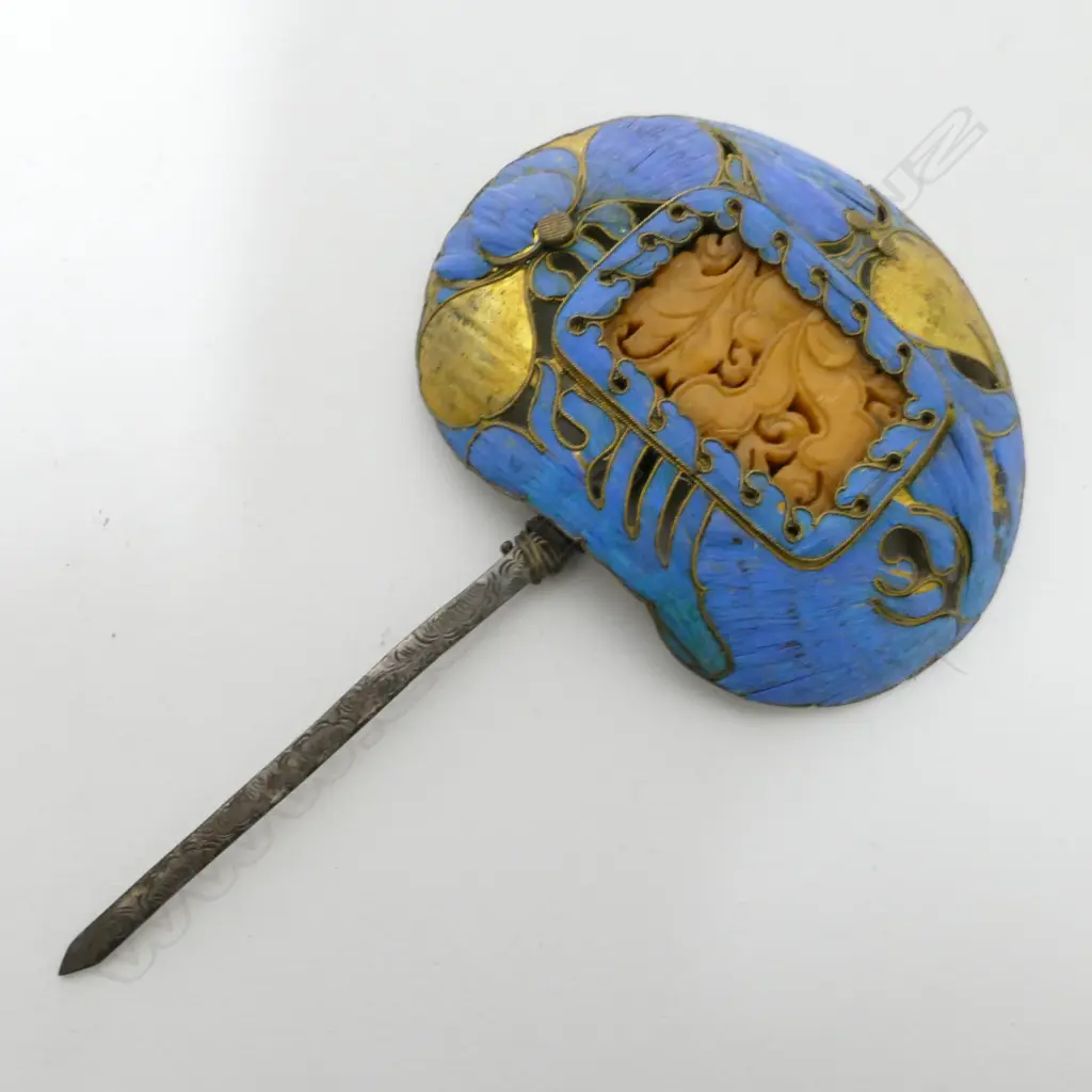 Four 19thC Chinese Kingfisher feather and gilt metal jewelled hairpins Image 1++
