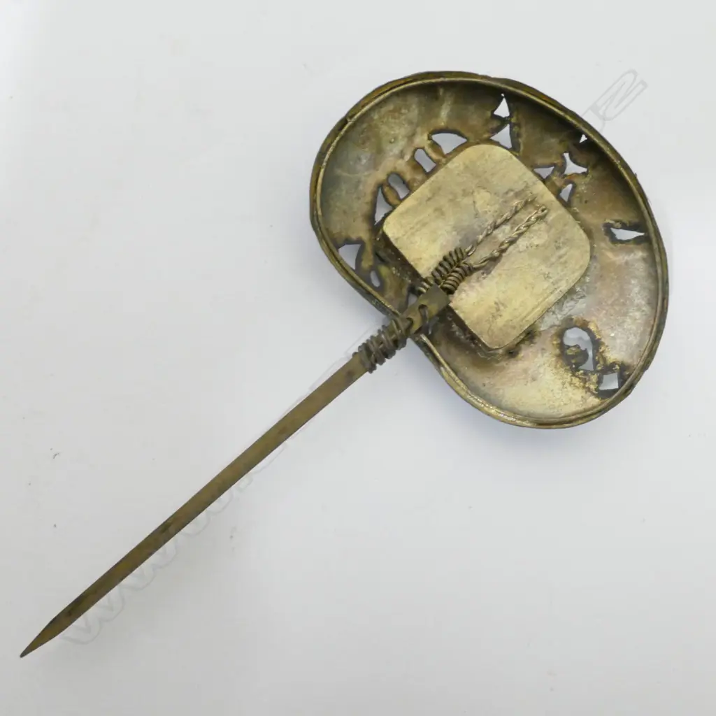 Four 19thC Chinese Kingfisher feather and gilt metal jewelled hairpins Image 1++