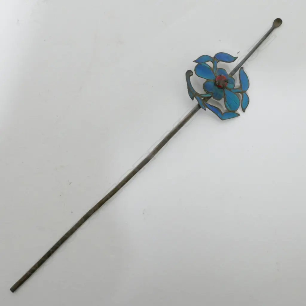 Four 19thC Chinese Kingfisher feather and gilt metal jewelled hairpins Image 1++