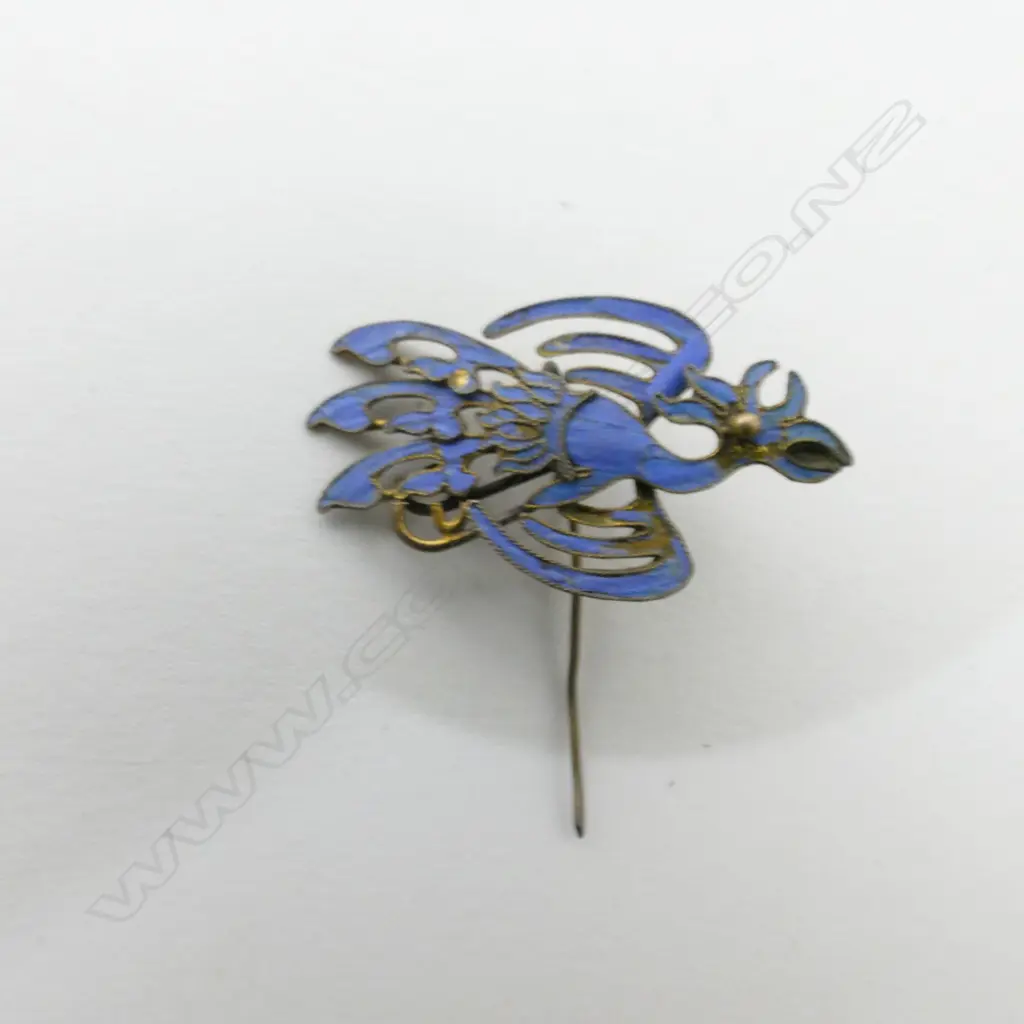 Six 19thC Chinese Kingfisher jewellery items Image 1++