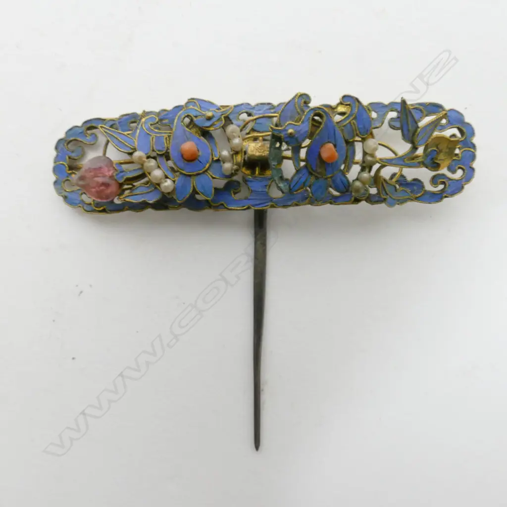 Six 19thC Chinese Kingfisher jewellery items Image 1++