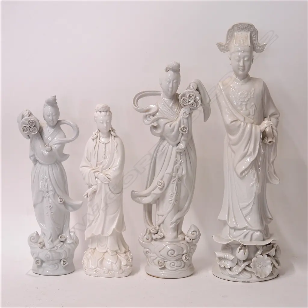 Four Chinese blanc-de-chine figures Image 1++
