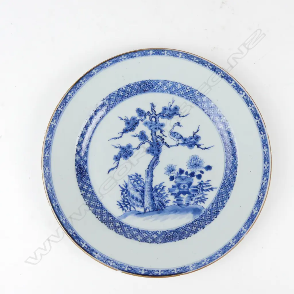 A Qianlong period Jingdezhen plate Image 1++