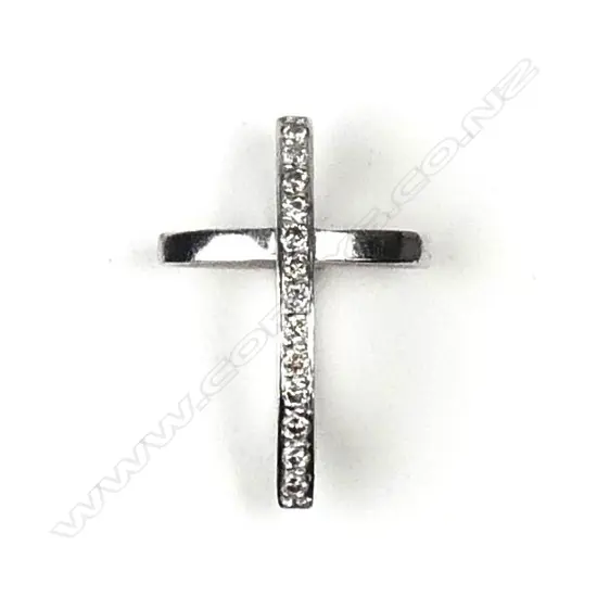 An 18ct white gold and diamond pendant