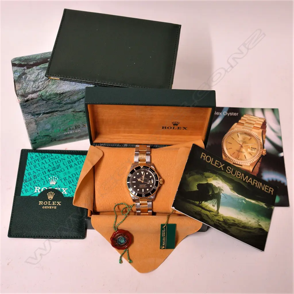 A good 1999 Rolex Submariner gent’s wristwatch Image 1++