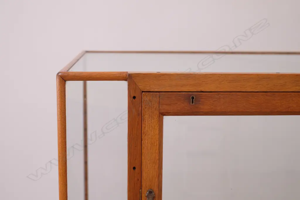 A 1920/1930s oak framed and glazed art deco shop display cabinet Image 1++