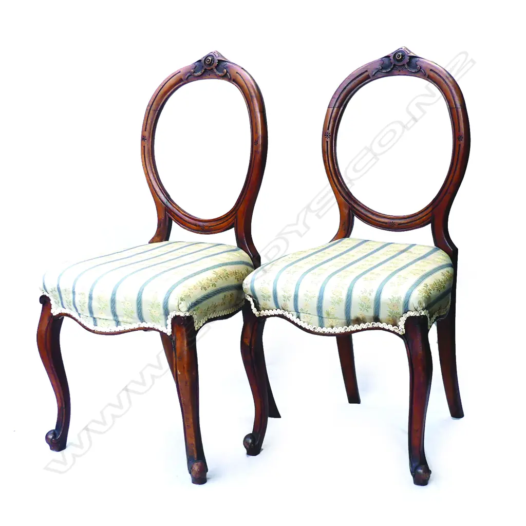 Six Victorian mahogany dining chairs Image 1++