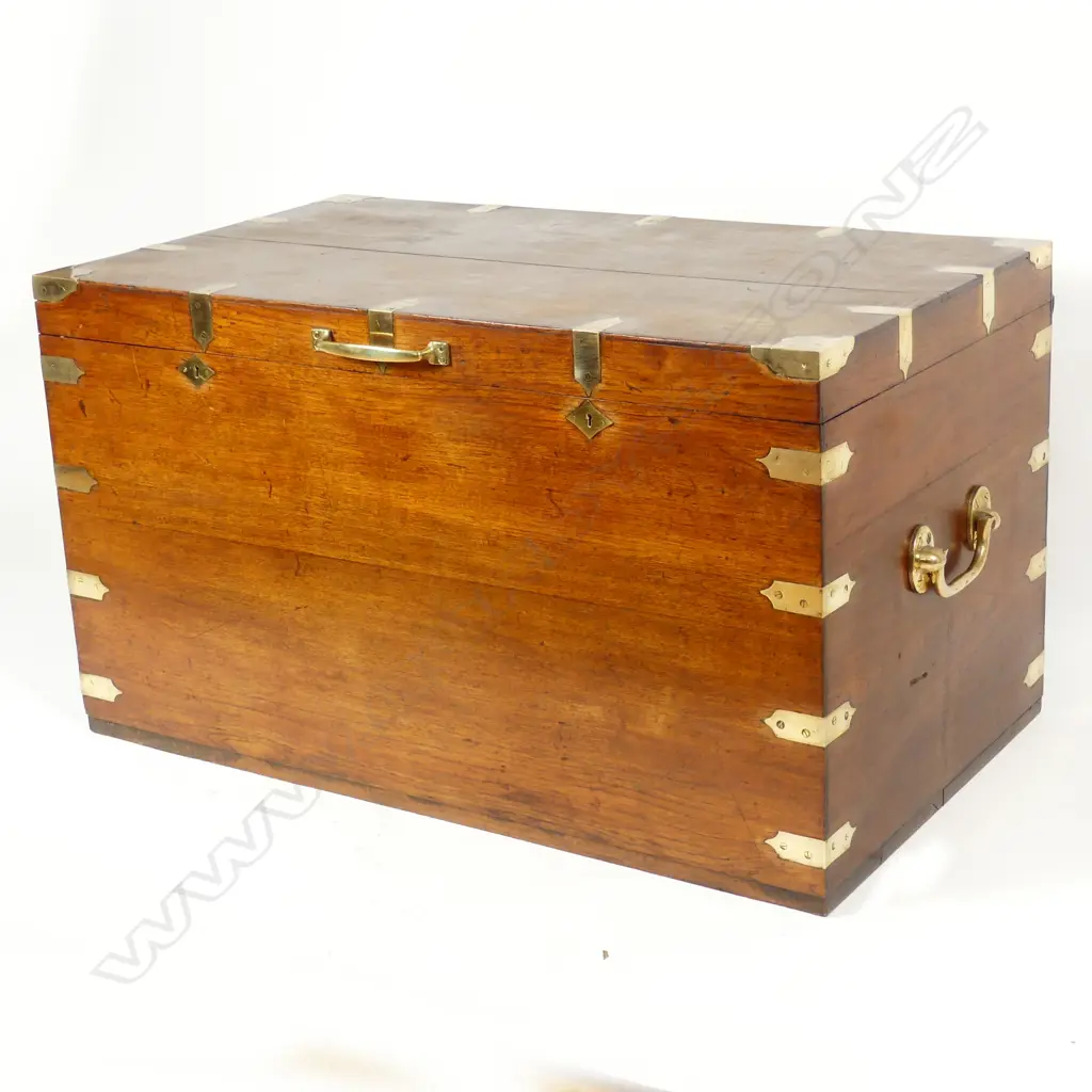 A quality 19thC mahogany large brass bound trunk Image 1++