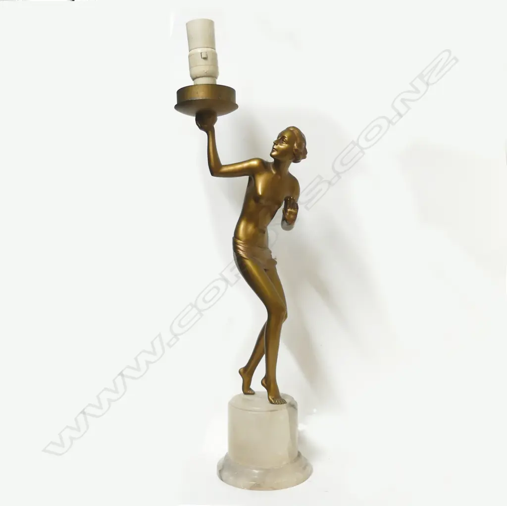 An Art Deco cold painted spelter figured table lamp Image 1++