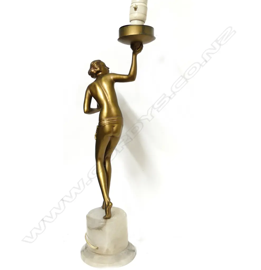 An Art Deco cold painted spelter figured table lamp Image 1++