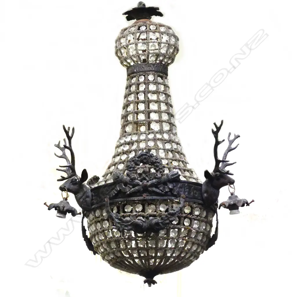 A French style basket chandelier Image 1++