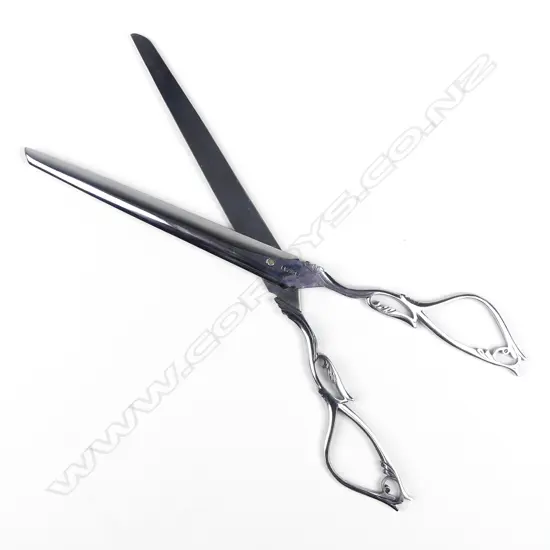 A pair of French steel Art Nouveau scissors