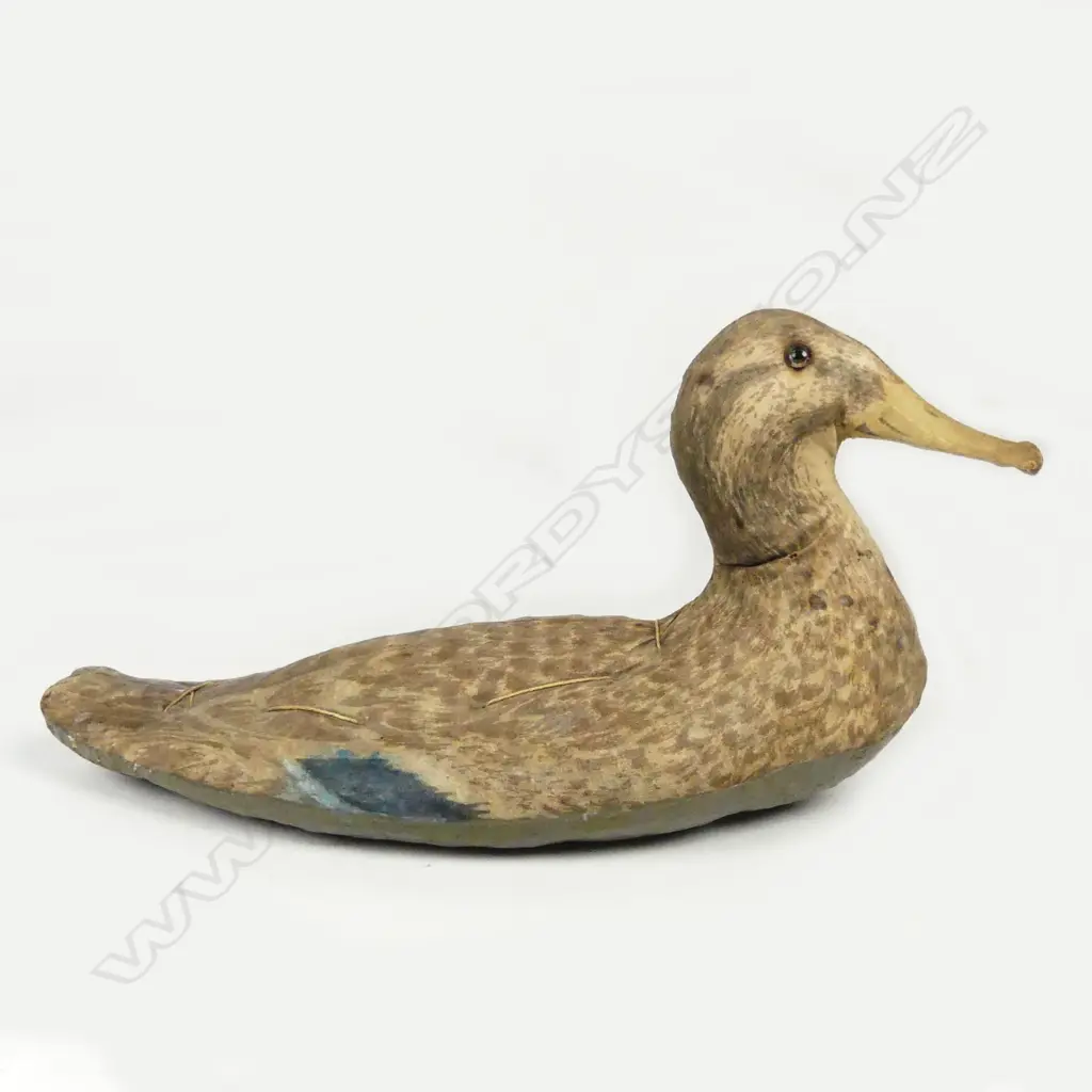A vintage fine weave canvas mallard hen decoy Image 1++