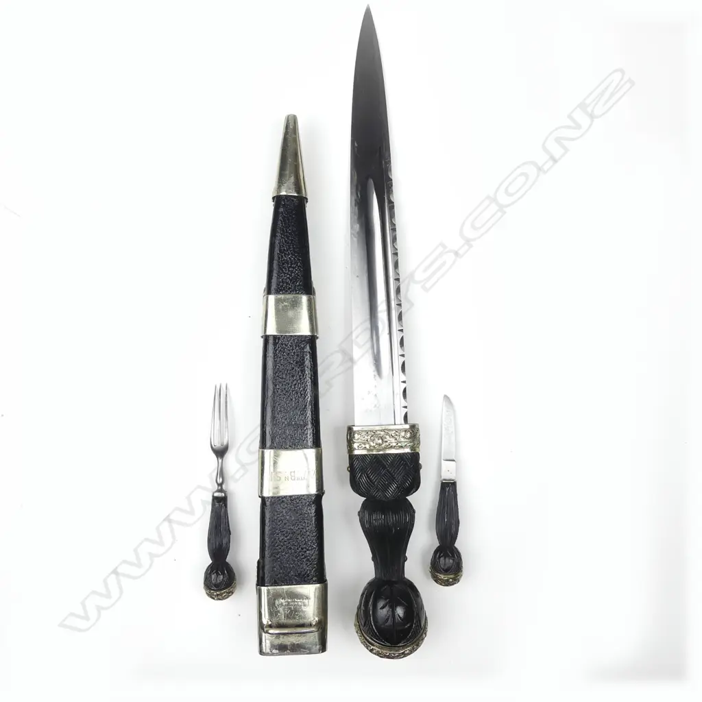 An early 20thC Scottish dirk by R. G. Lawrie/ Glasgow Image 1++