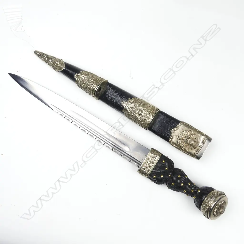 An early 20thC Scottish dirk by R. G. Lawrie/ Glasgow Image 1++