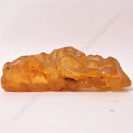 A large clear kauri gum boulder