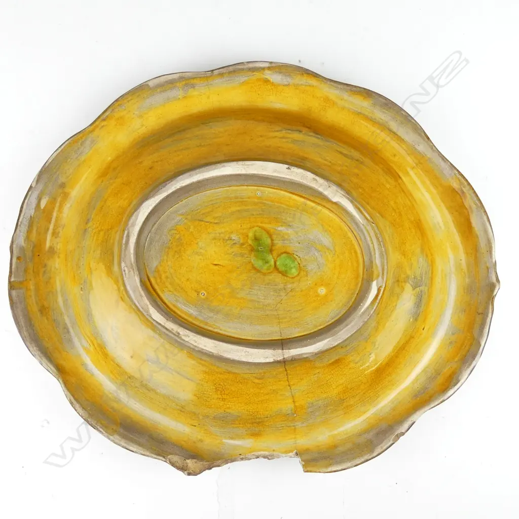 An attributed Milton Pottery bread plate Image 1++