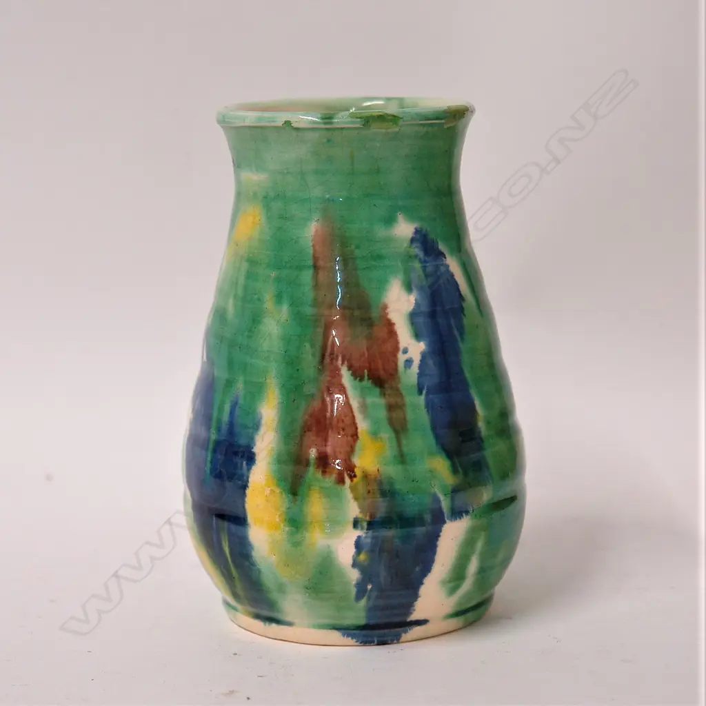 Jova Rancich 'Auckland. N.Z.' pottery vase Image 1++