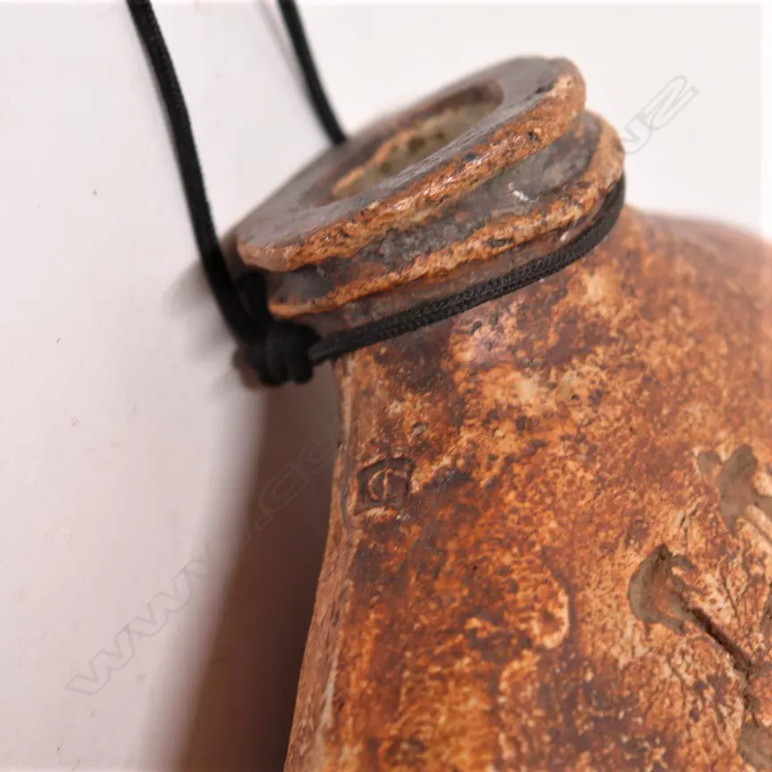 Len Castle hanging wall vase Image 1++