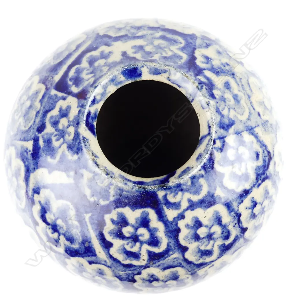 A Paul Fisher ovoid vase Image 1++
