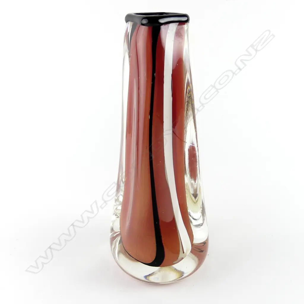 Lynden Over (Lava Glass) vase Image 1++